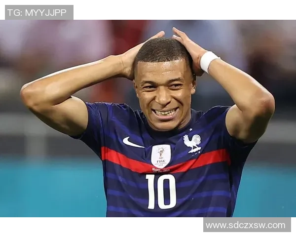 足球明星美女转会瞬间精彩瞬间尽显魅力与风采的图片集锦